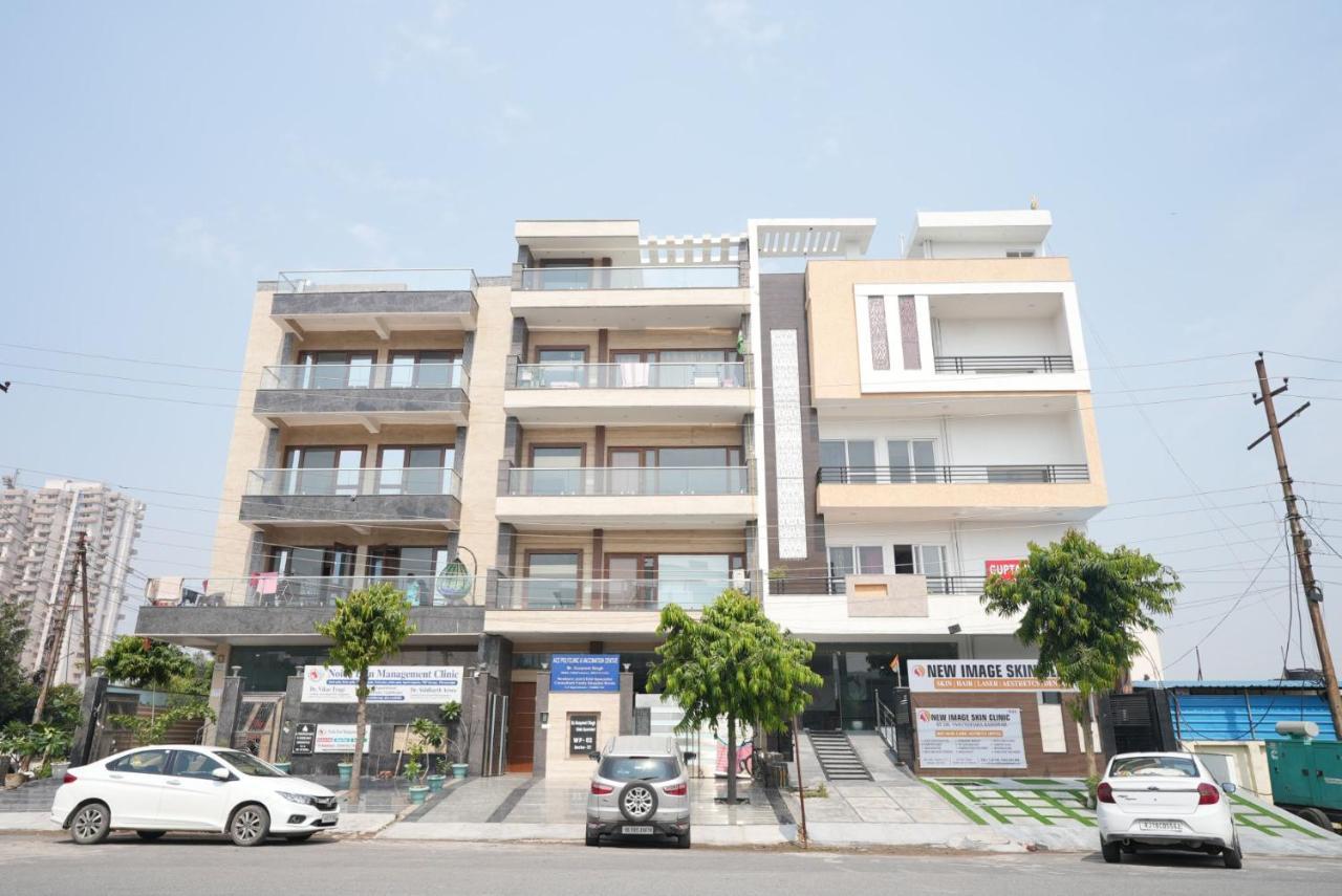 Gupta Residency Near Ajnara Heritage Noida Zewnętrze zdjęcie