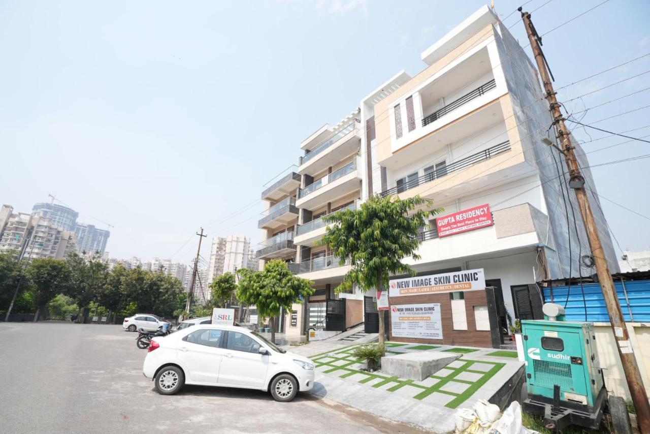 Gupta Residency Near Ajnara Heritage Noida Zewnętrze zdjęcie