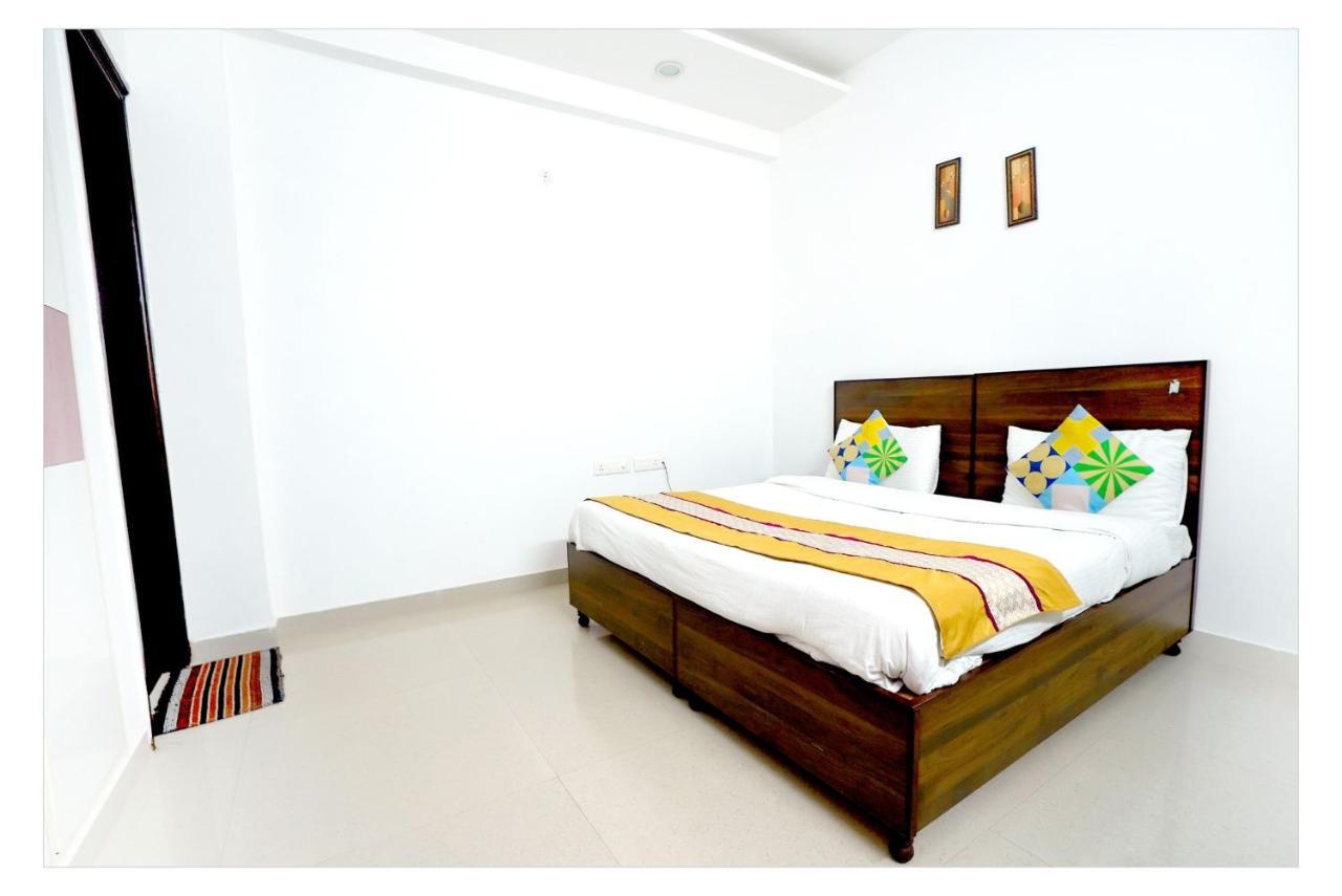 Gupta Residency Near Ajnara Heritage Noida Zewnętrze zdjęcie