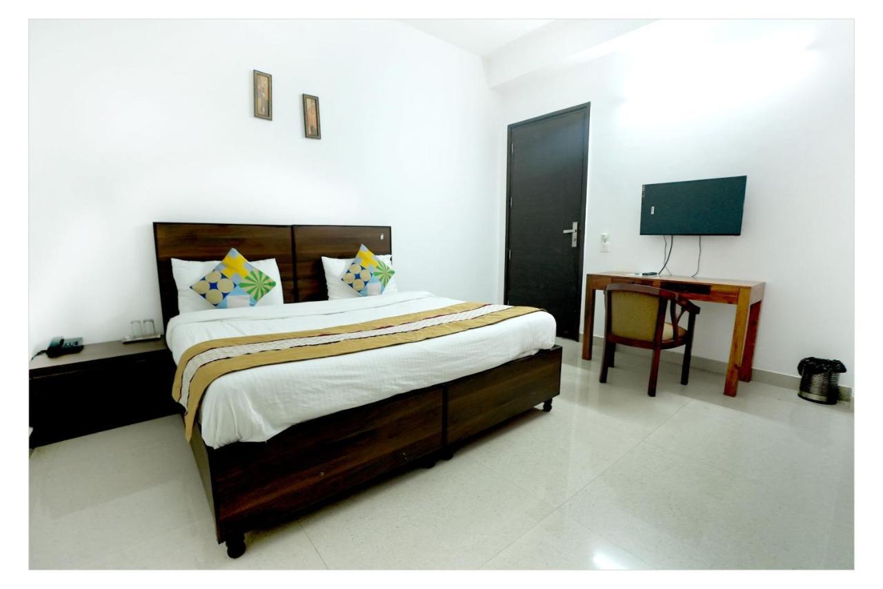 Gupta Residency Near Ajnara Heritage Noida Zewnętrze zdjęcie