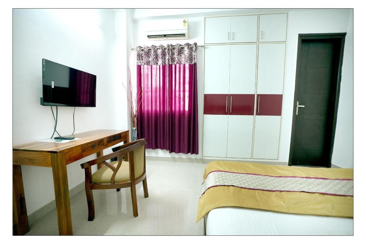 Gupta Residency Near Ajnara Heritage Noida Zewnętrze zdjęcie